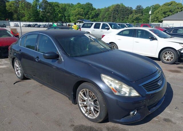2011 INFINITI G37