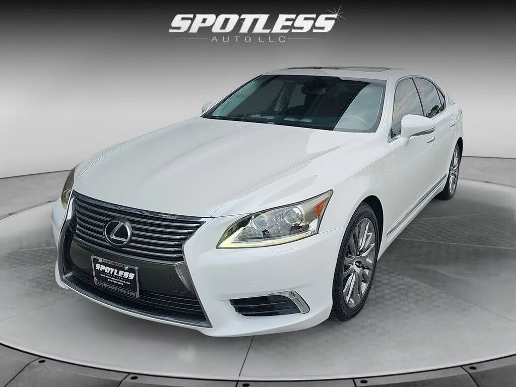 2013 LEXUS LS