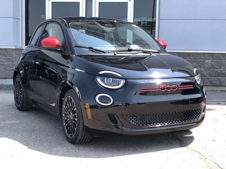 2024 FIAT 500e