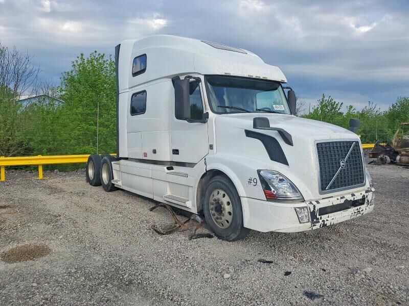 2018 VOLVO TRUCK VNL