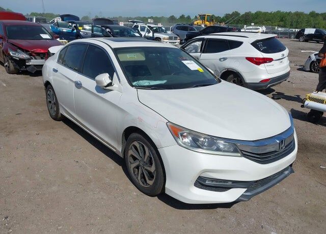 2017 HONDA Accord
