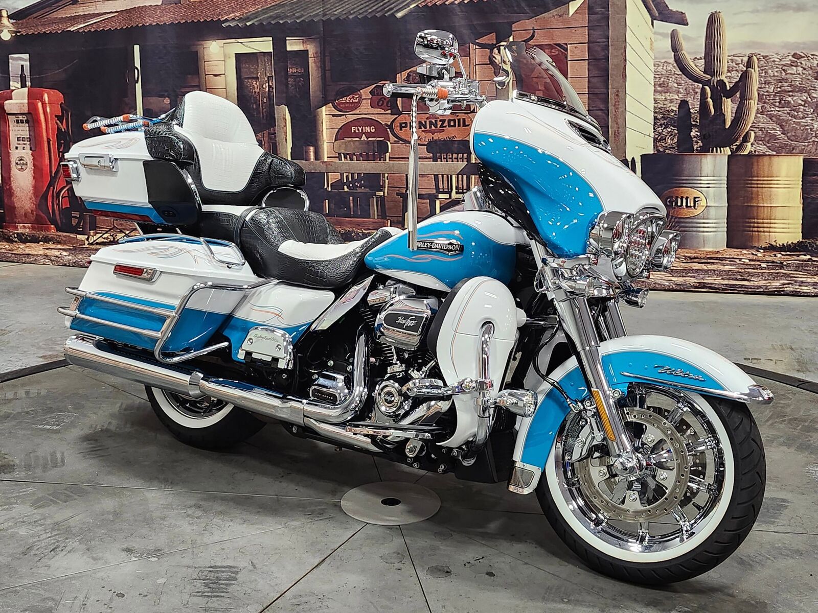 2017 HARLEY DAVIDSON FLHTCU / Electra Glide Ultra Classic