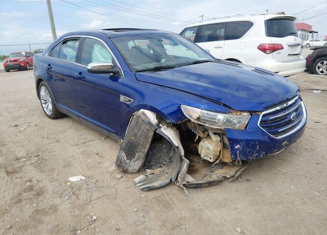 2015 FORD Taurus