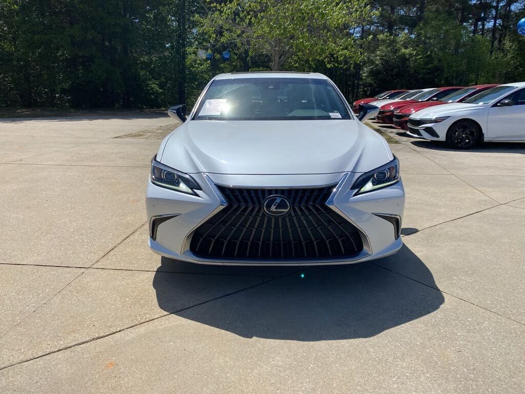 2023 LEXUS ES