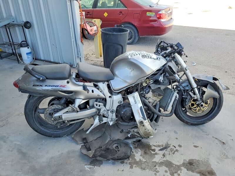 2002 SUZUKI GSX1300RK