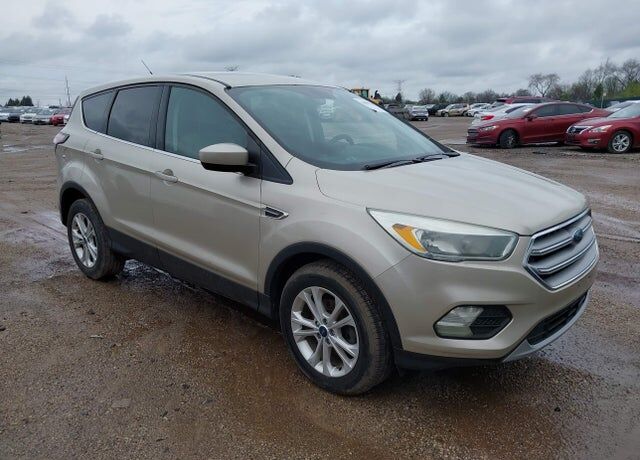 2017 FORD Escape