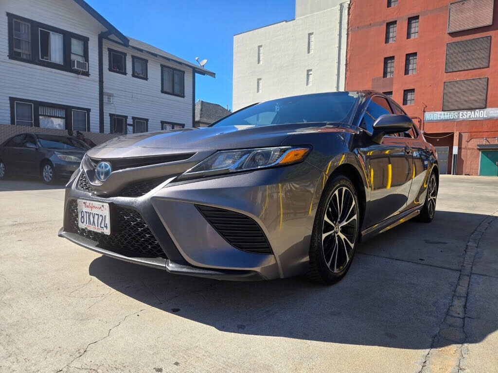 2020 TOYOTA Camry