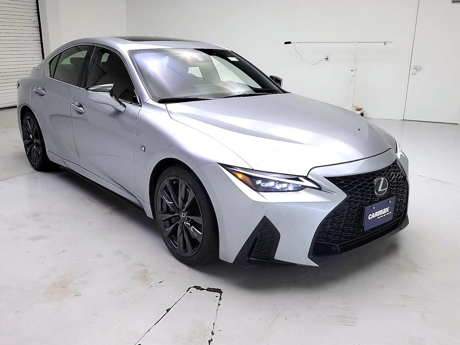 2022 LEXUS IS