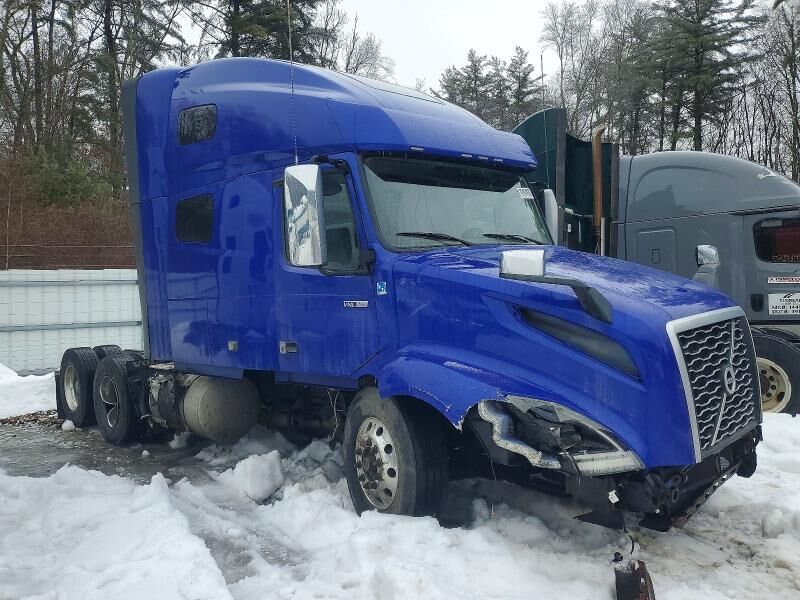 2020 VOLVO TRUCK VNL