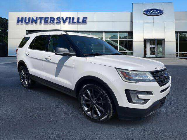 2017 FORD Explorer
