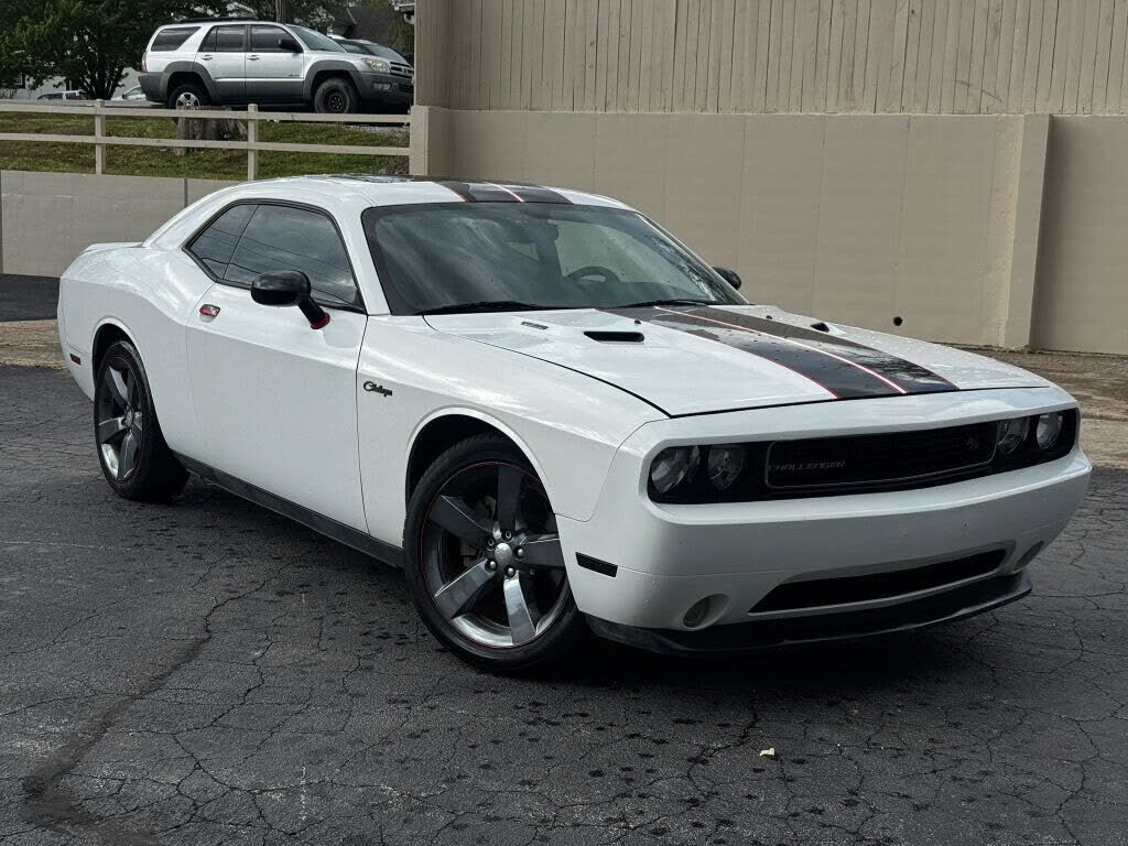2013 DODGE Challenger