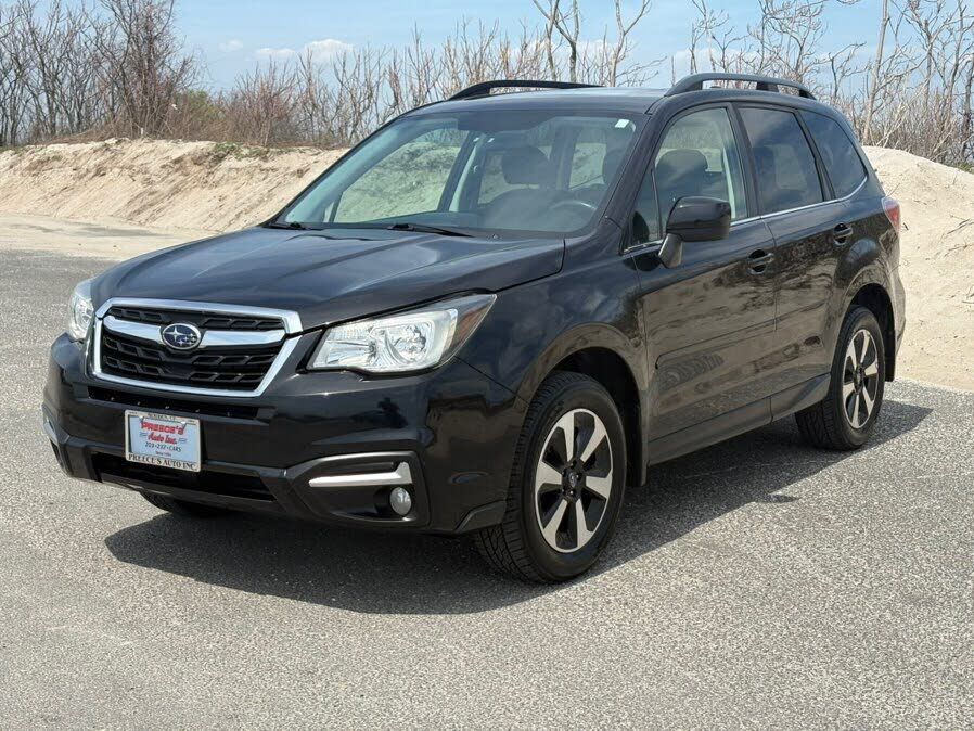 2017 SUBARU Forester
