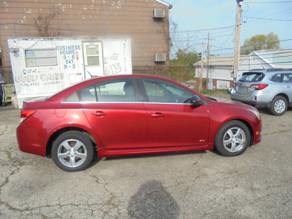 2011 CHEVROLET Cruze