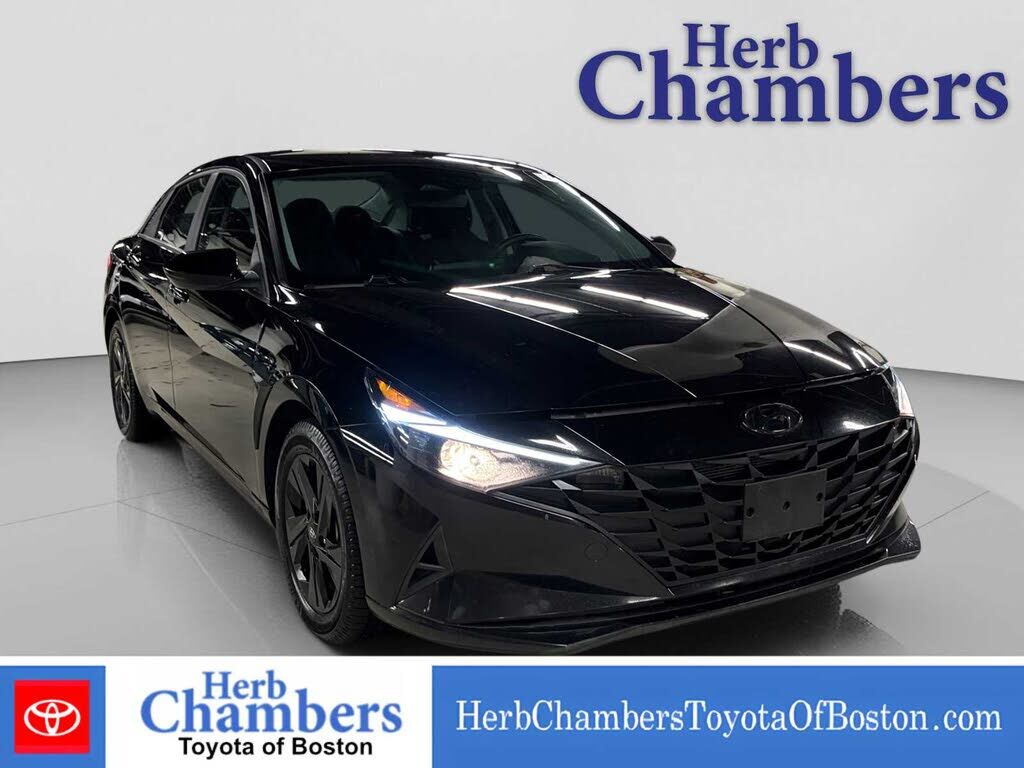 2023 HYUNDAI Elantra