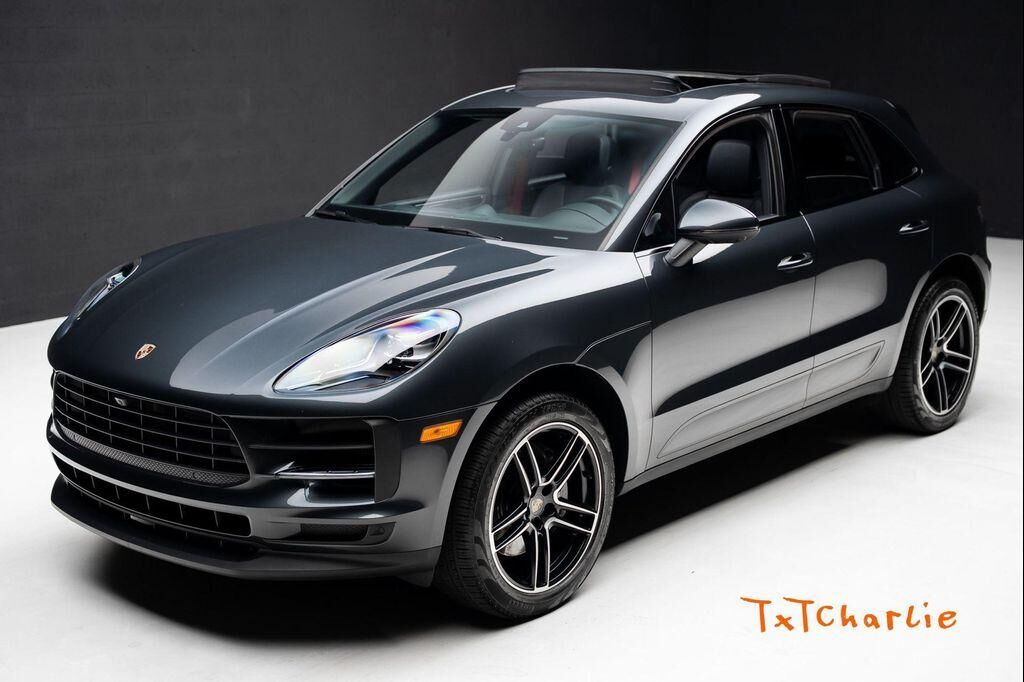 2021 PORSCHE Macan