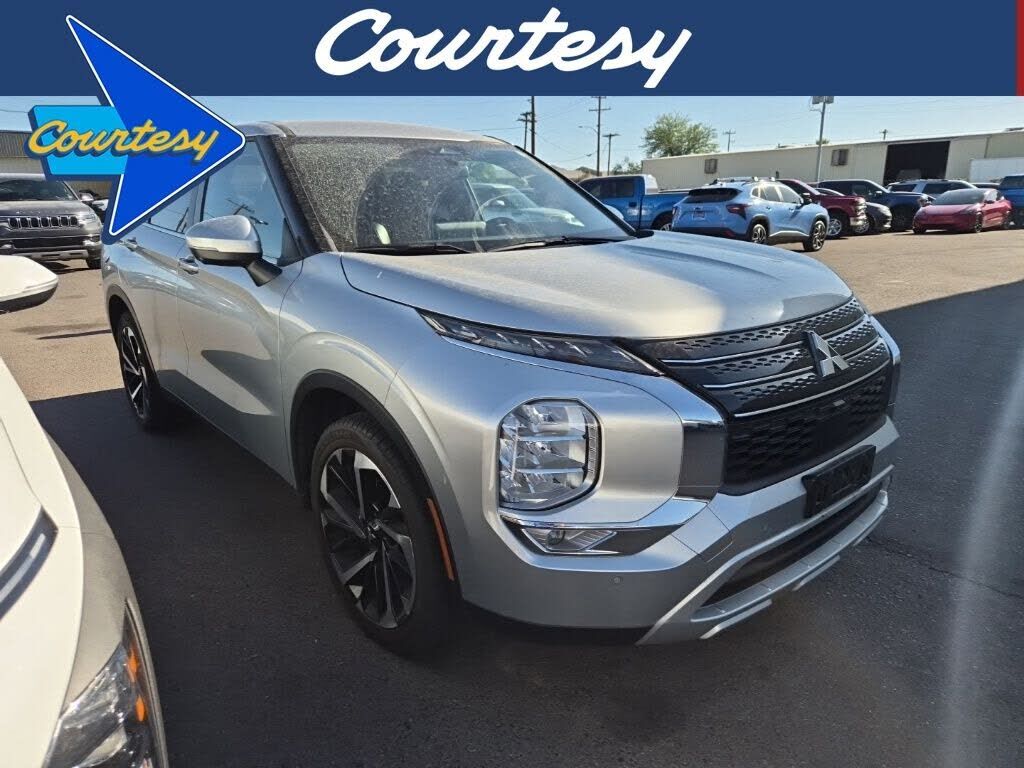 2024 MITSUBISHI Outlander