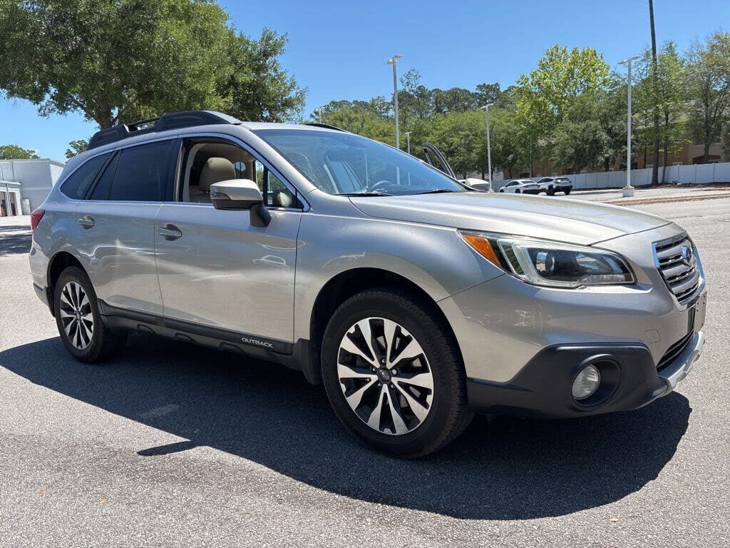 2017 SUBARU Outback