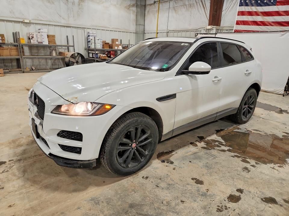 2018 JAGUAR F-Pace