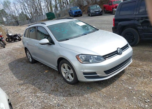 2015 VOLKSWAGEN Golf SportWagen