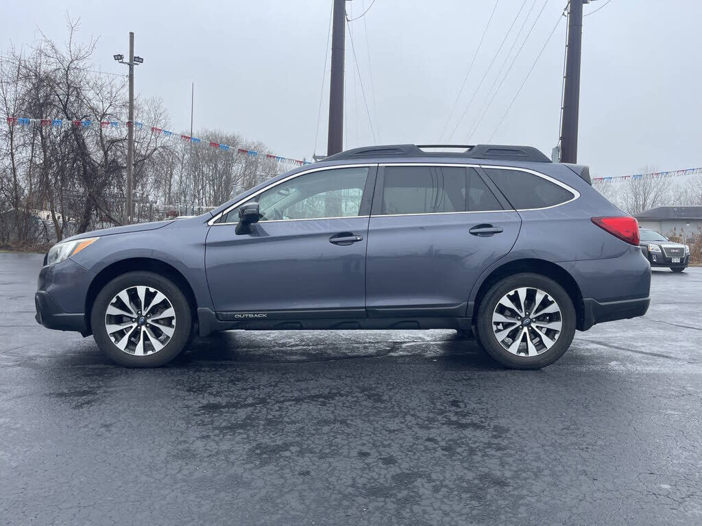 2016 SUBARU Outback