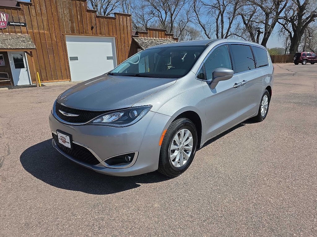 2019 CHRYSLER Pacifica