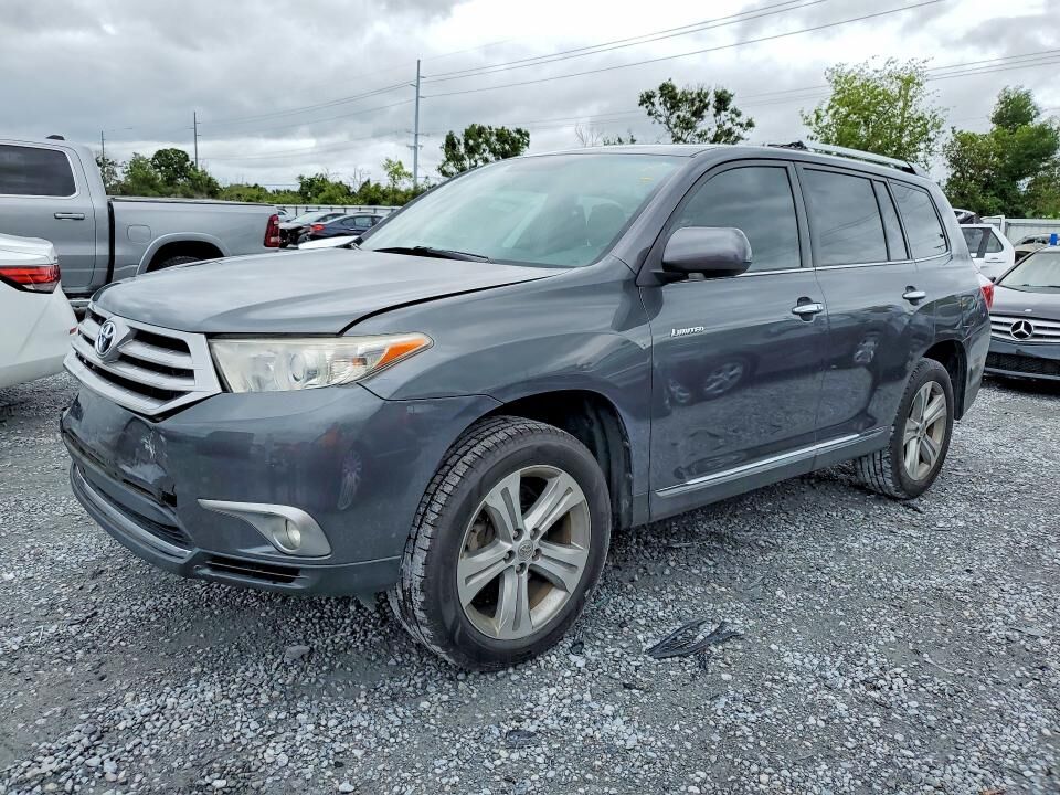 2011 TOYOTA Highlander