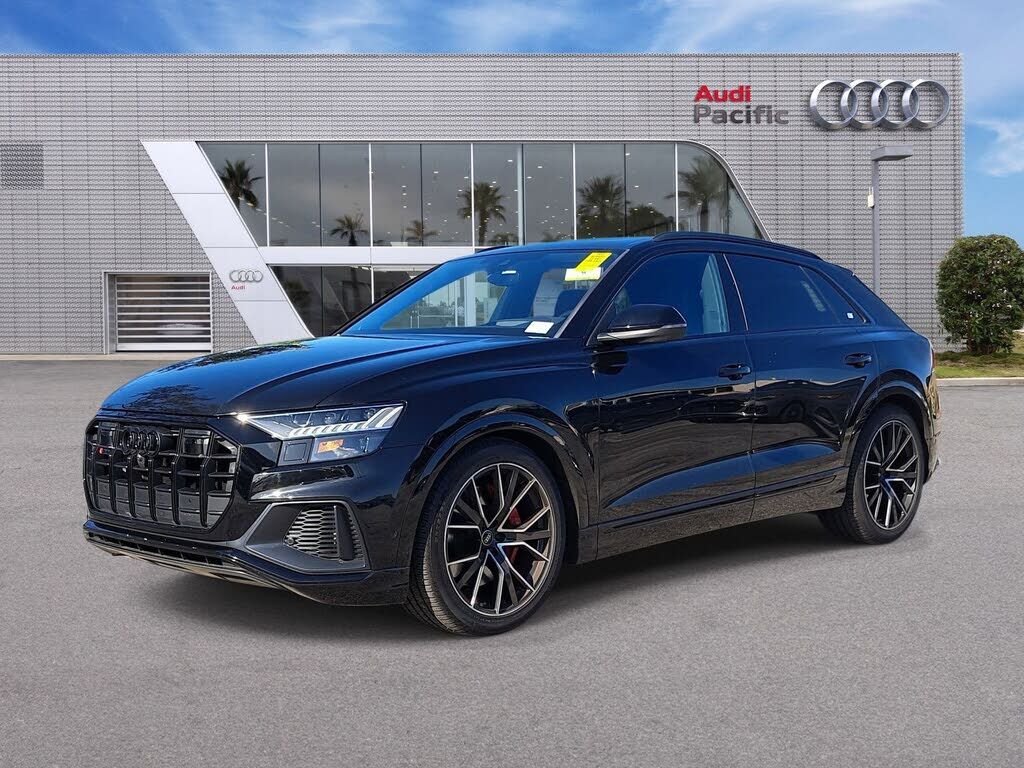 2023 AUDI SQ8
