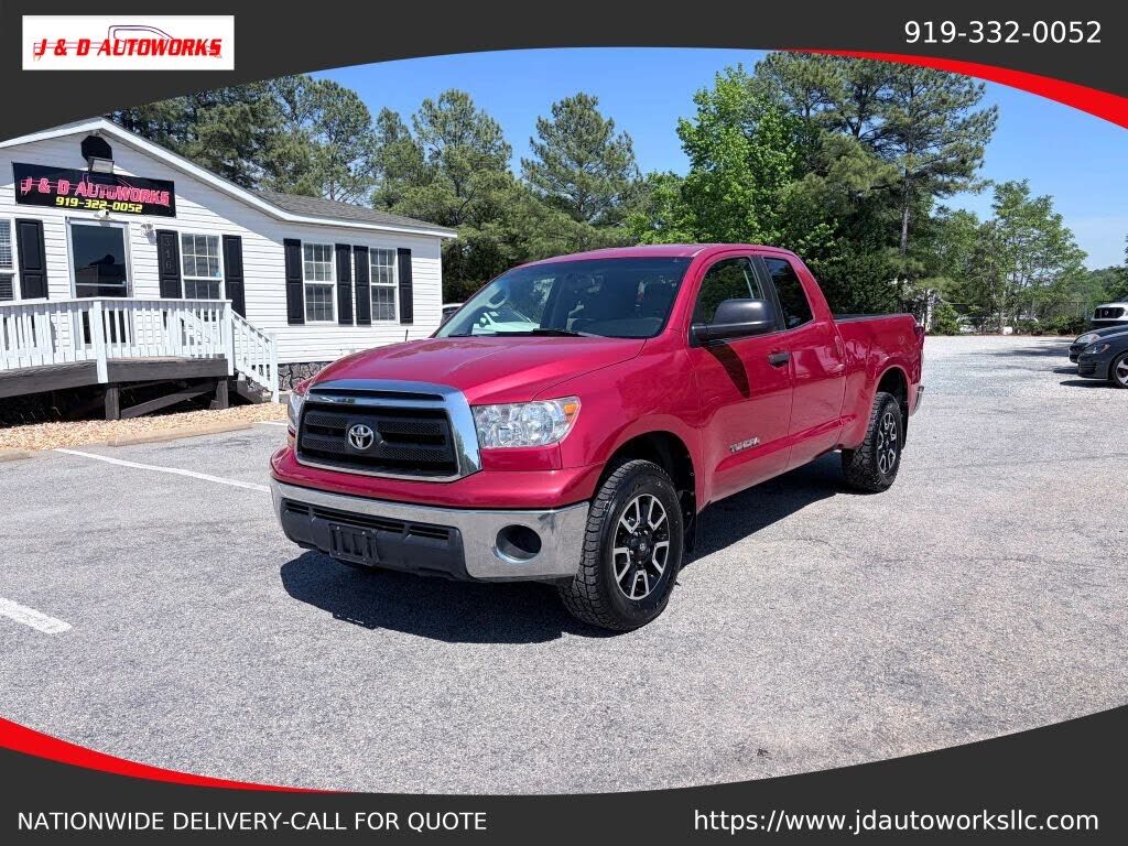 2011 TOYOTA Tundra
