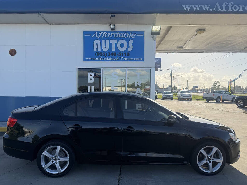 2012 VOLKSWAGEN Jetta