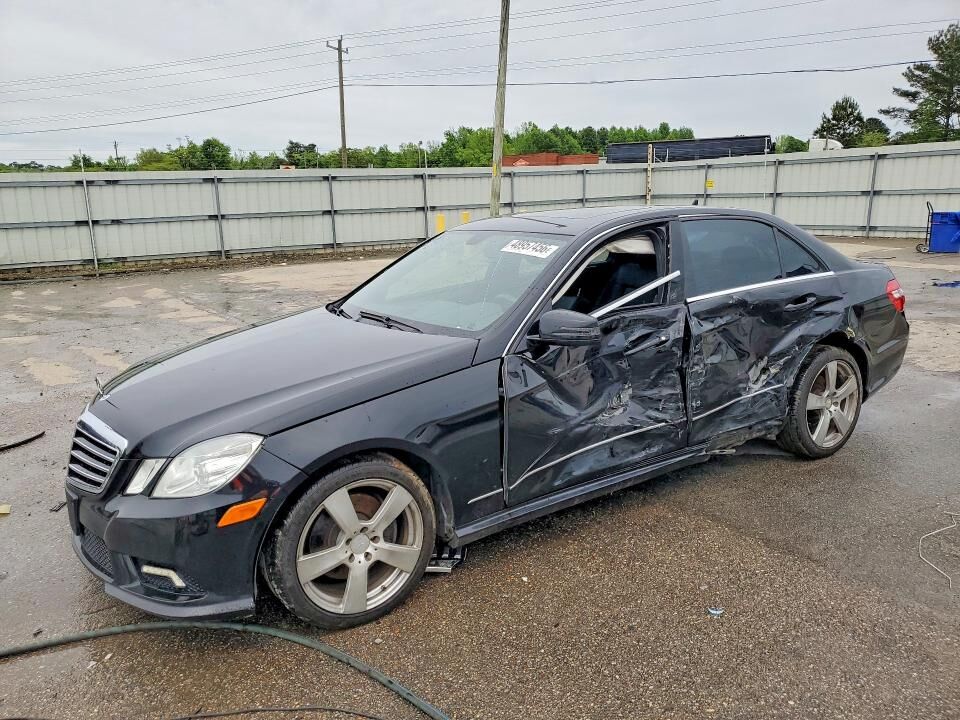 2011 MERCEDES-BENZ E-Class