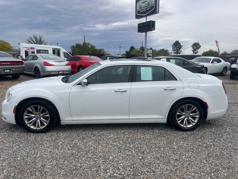 2017 CHRYSLER 300