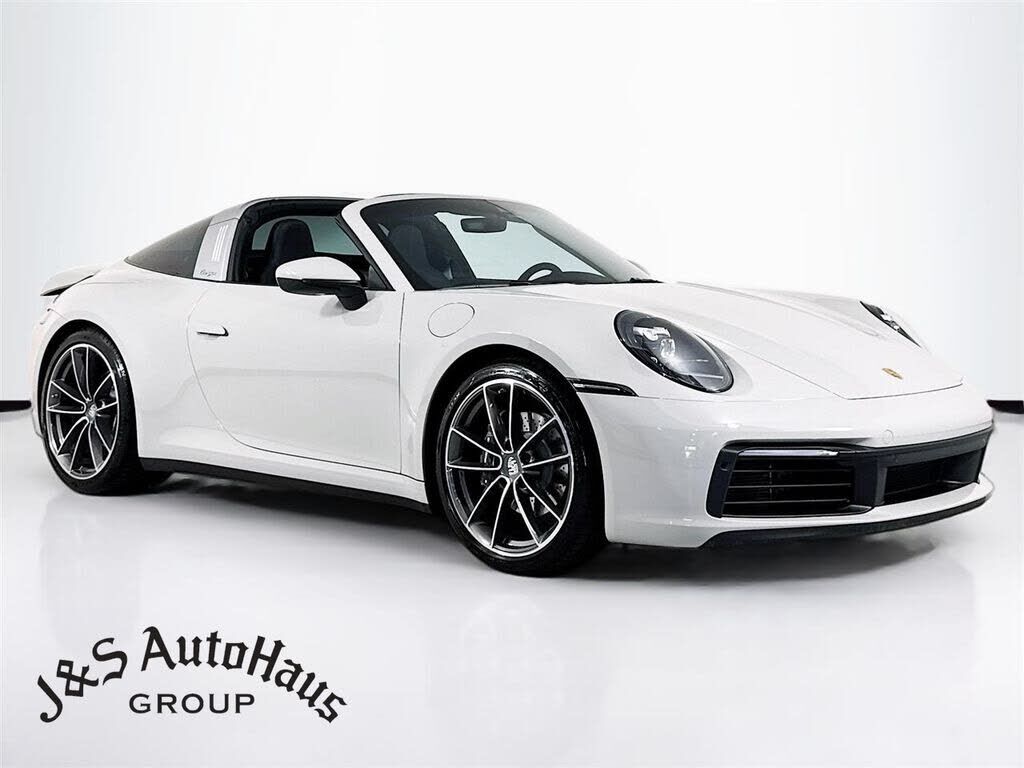 2024 PORSCHE 911