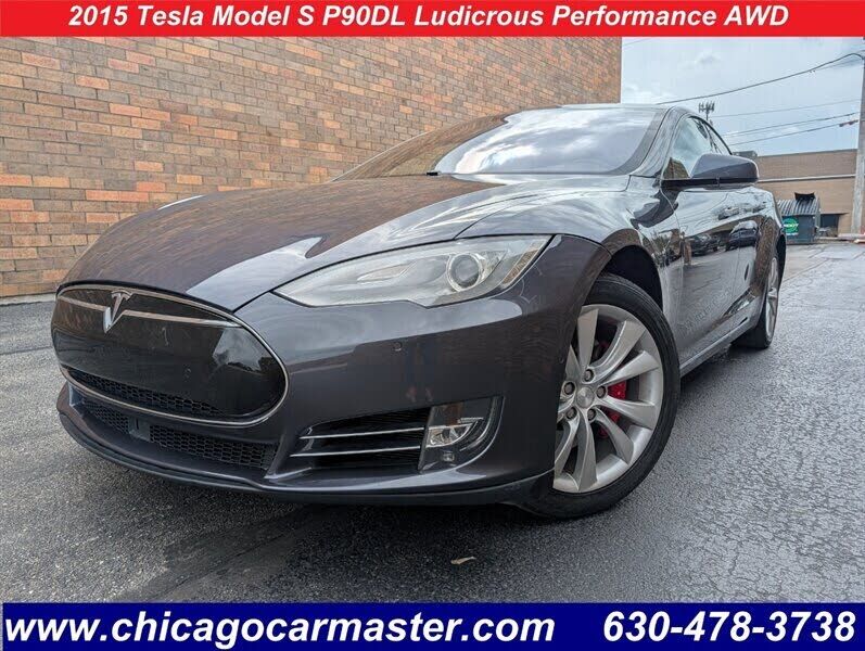 2015 TESLA Model S