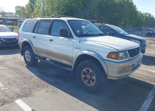 1999 MITSUBISHI Montero Sport