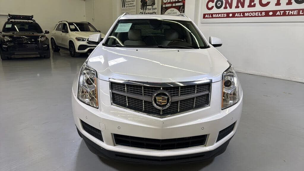 2011 CADILLAC SRX