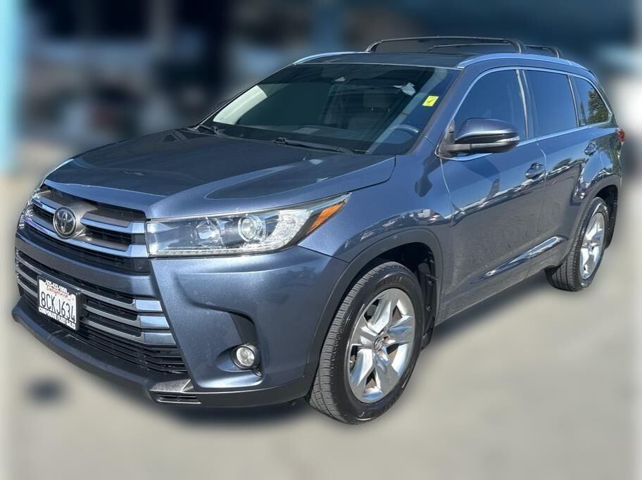 2018 TOYOTA Highlander