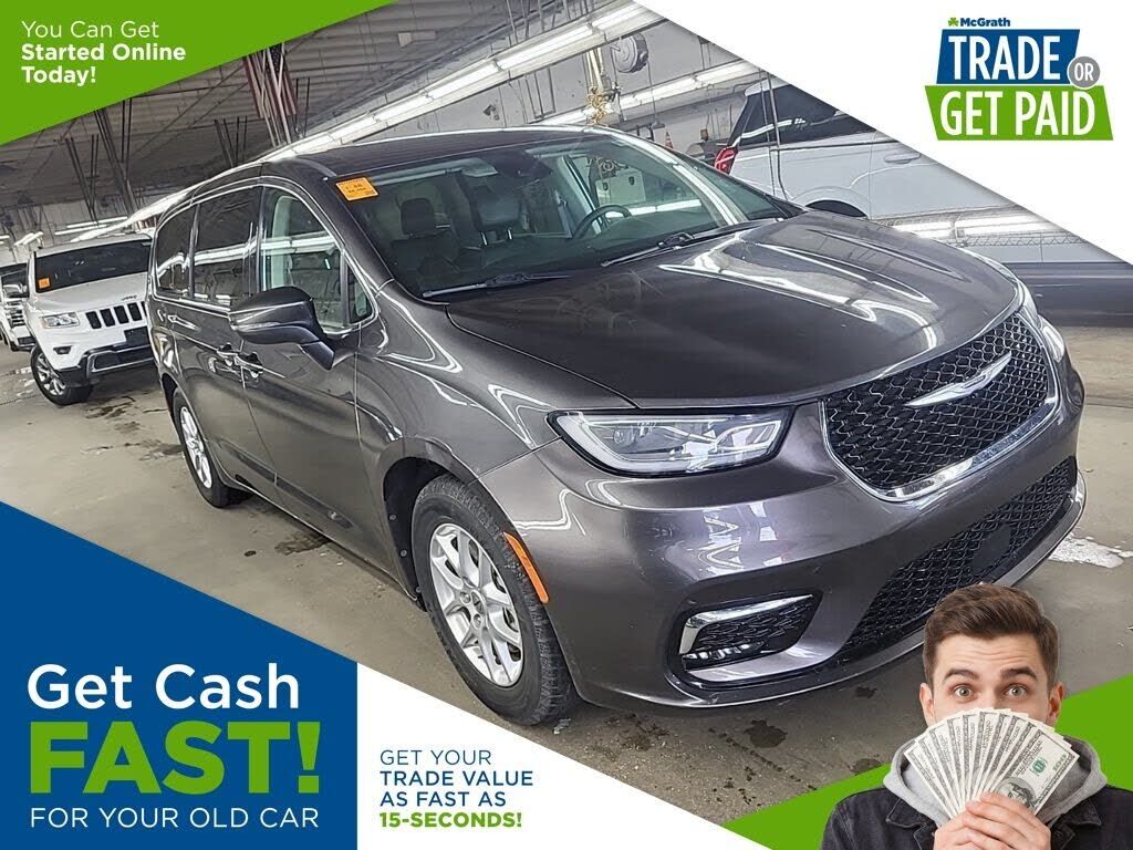 2023 CHRYSLER Pacifica