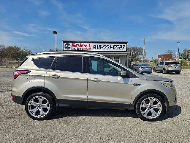2017 FORD Escape