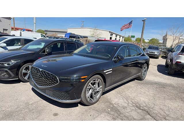 2023 GENESIS G90
