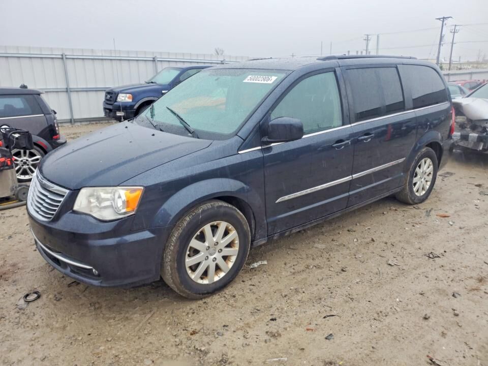 2014 CHRYSLER Town and Country