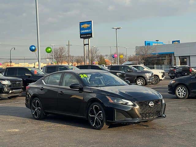 2024 NISSAN Altima