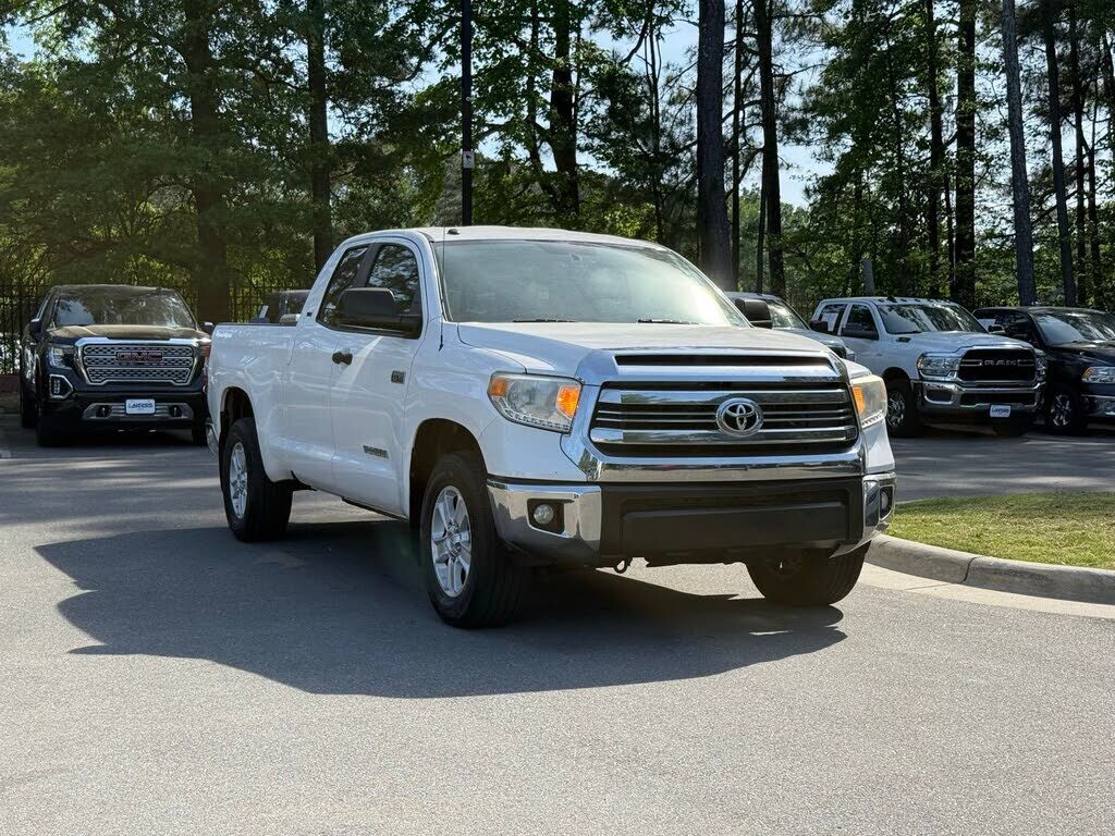 2017 TOYOTA Tundra