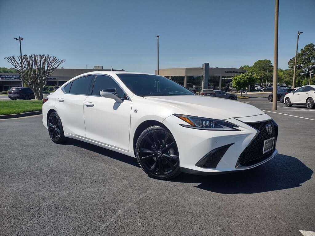 2023 LEXUS ES