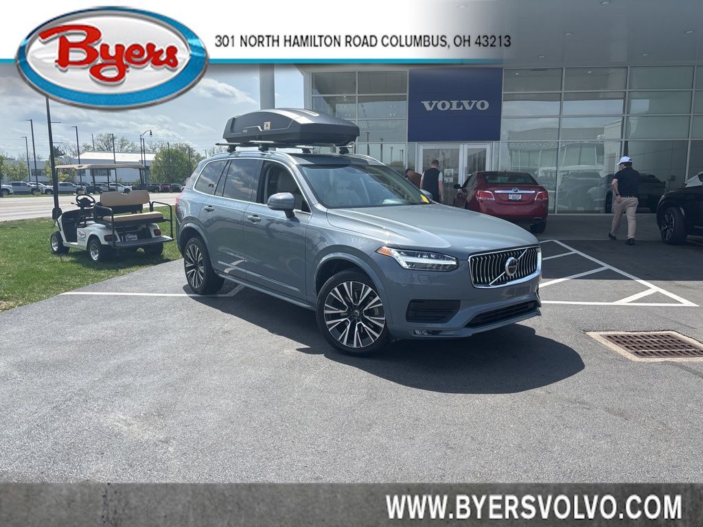 2022 VOLVO XC90