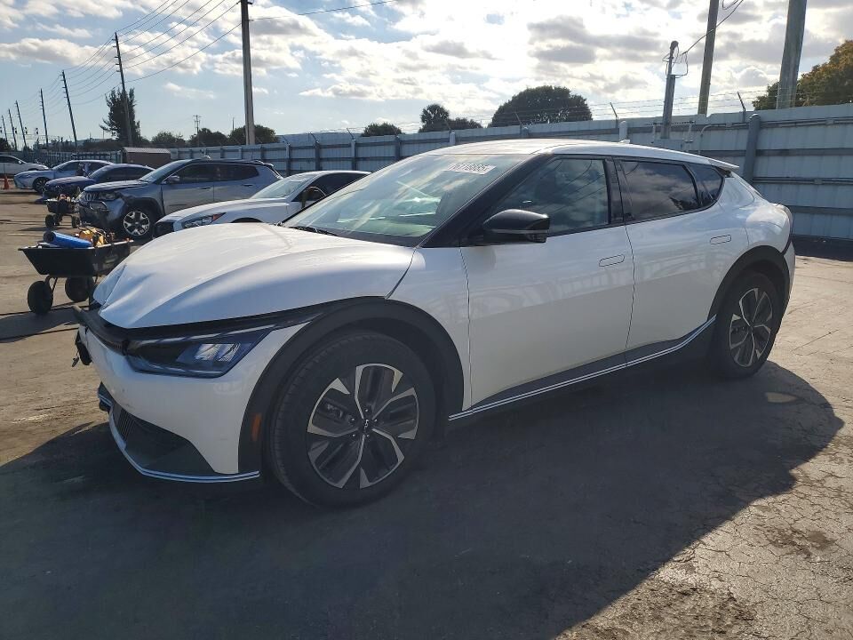 2024 KIA EV6