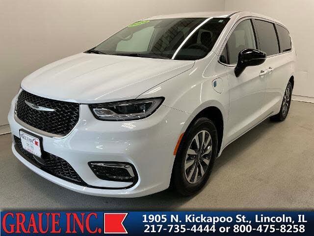 2024 CHRYSLER Pacifica