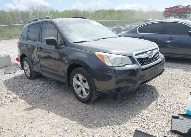 2015 SUBARU Forester