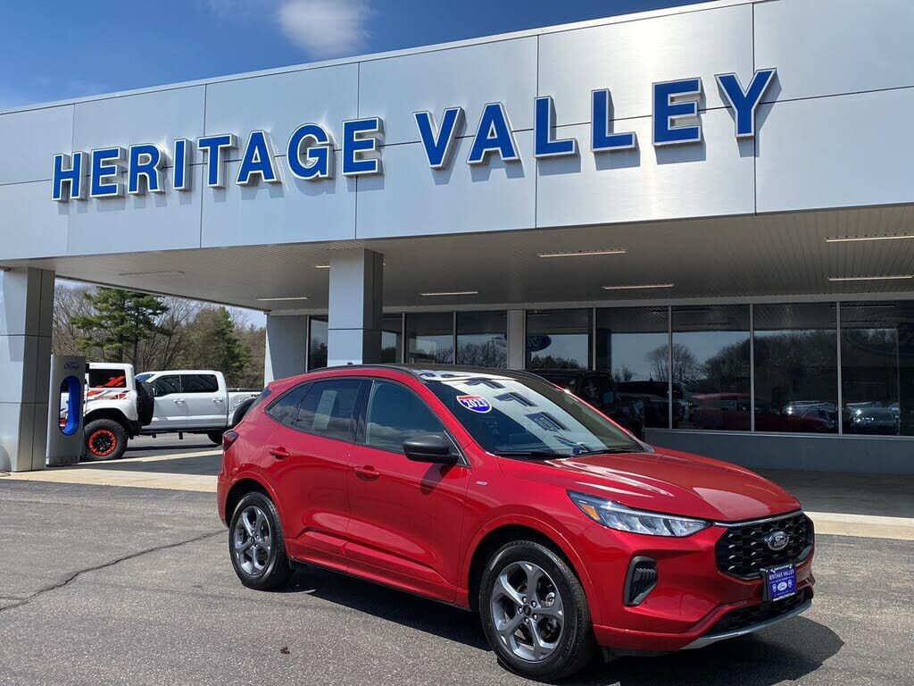 2023 FORD Escape