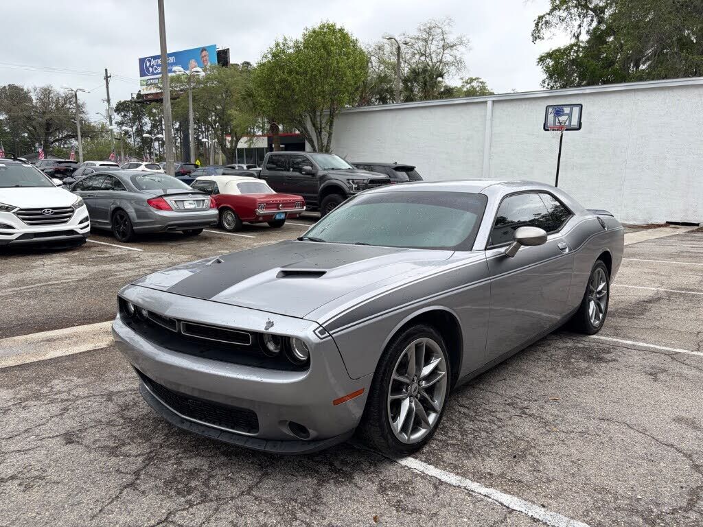 2017 DODGE Challenger