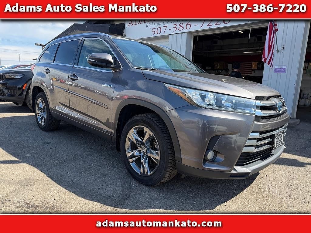 2017 TOYOTA Highlander